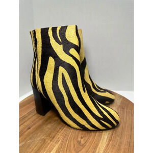 ASOS DESIGN heeled Chelsea boots Zebra print Women's Size 5 Pony Fur Festival‎